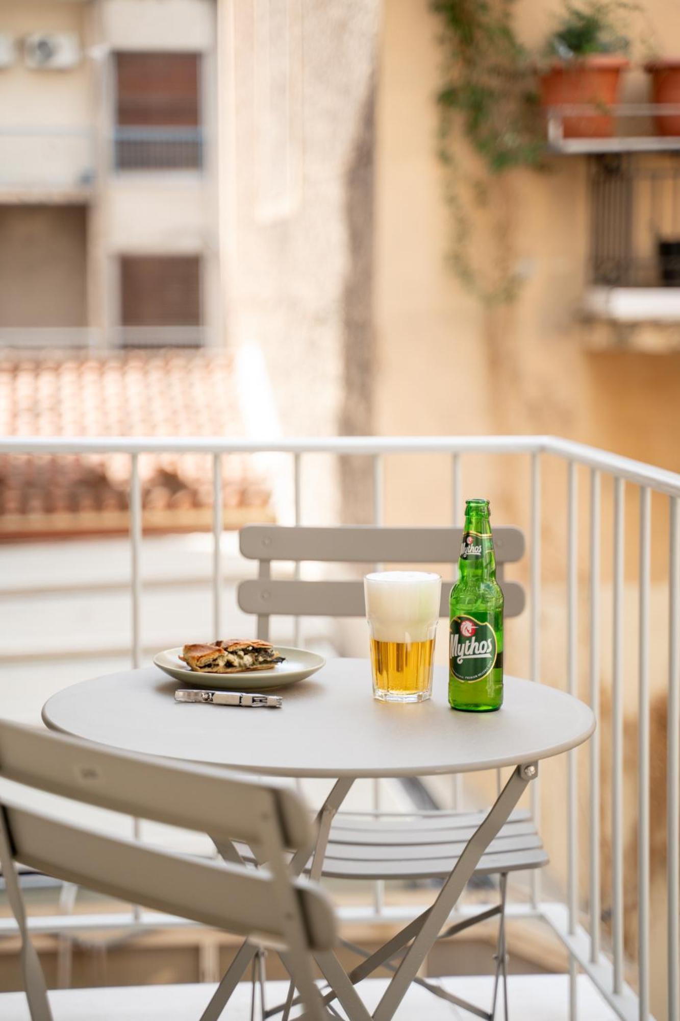 Mooeve Exarchia Apartment Athens Ngoại thất bức ảnh